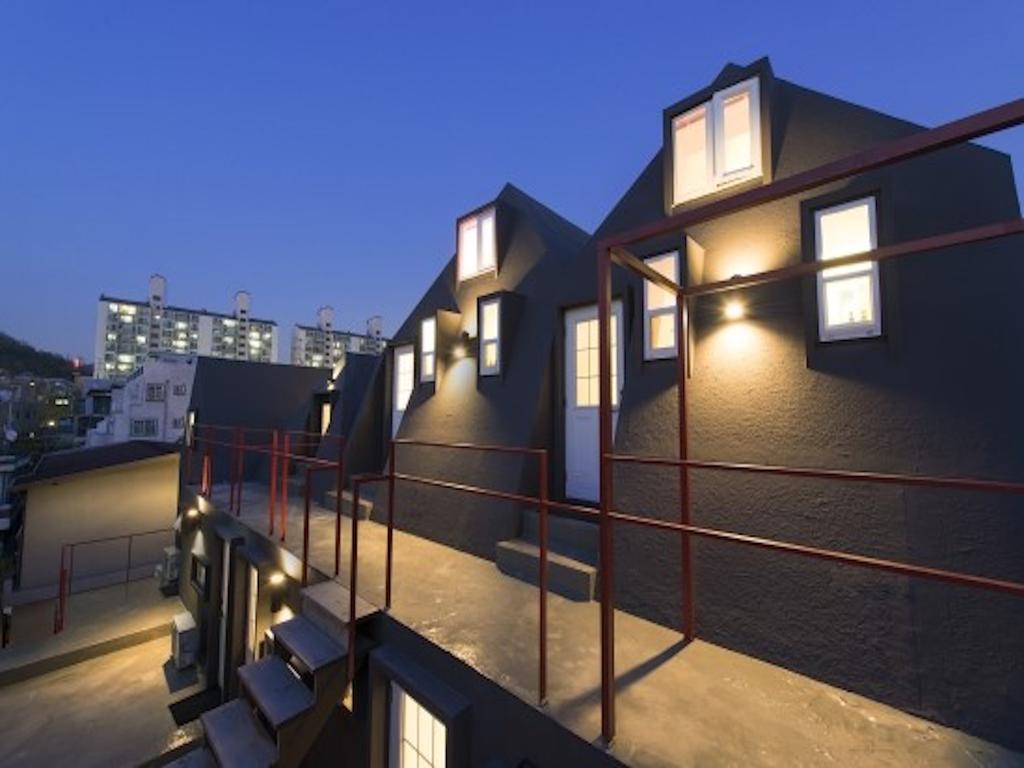 I House Chinchin Hotel Seoul Exterior photo